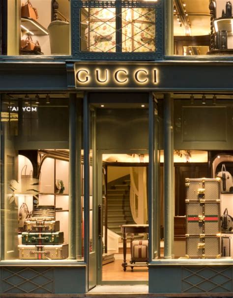 store locator gucci